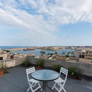 https://the-merchant-penthouse.hotelssaintjulians.com