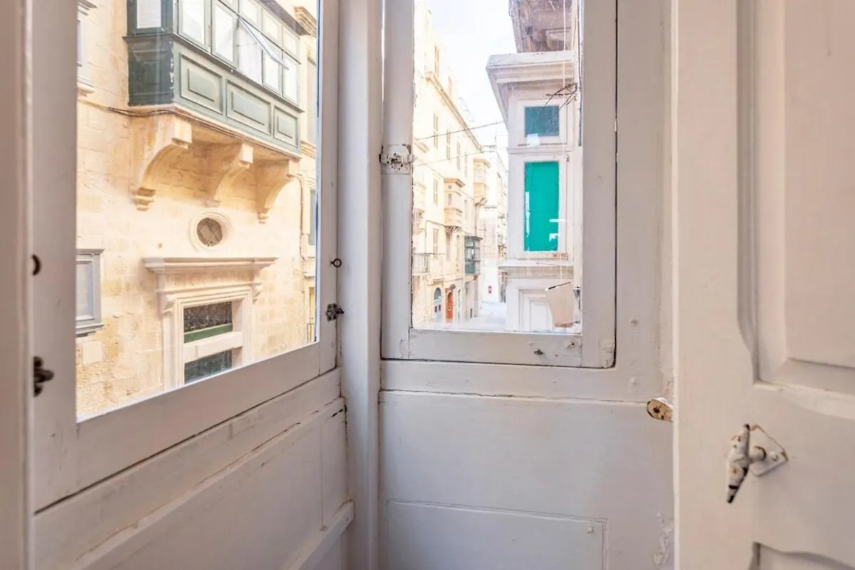 Superbly Located Cosy 2-Bedroom Apartment Valletta Malta